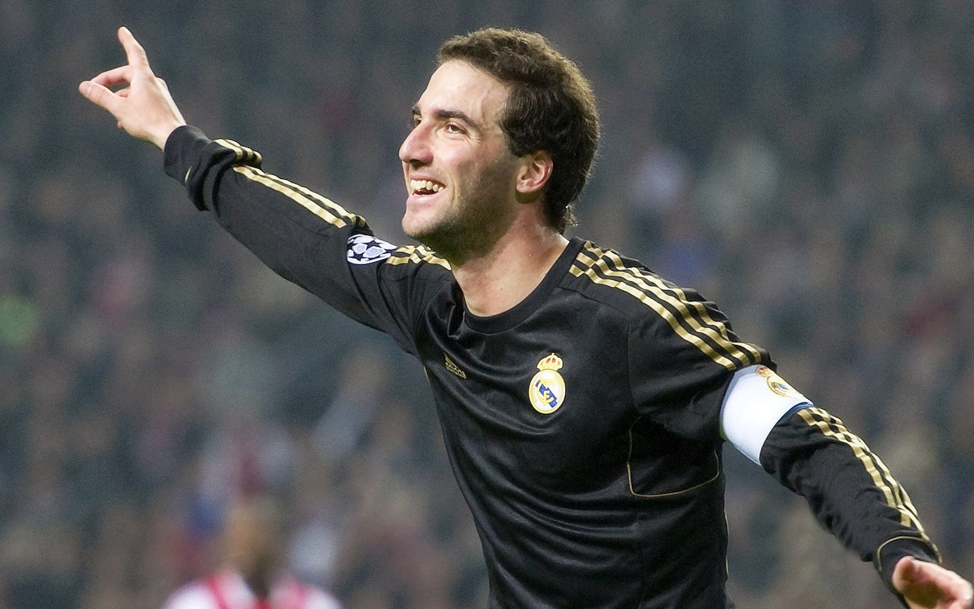 史上最年轻的“欧冠偶像”崛起记,欧冠最年轻出场纪录